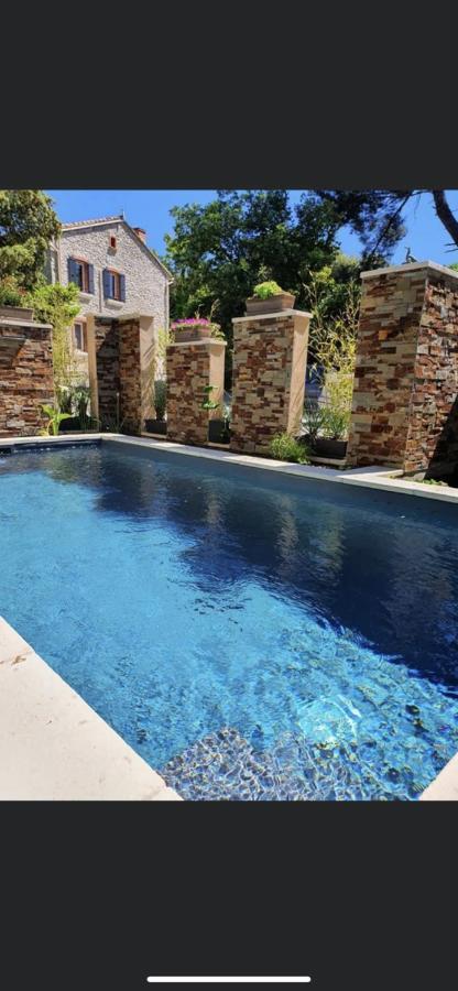 La Suite De Charme Du Mas De La Fontaine De Jonquier Avec Spa Privatif เซกูเรต์ ภายนอก รูปภาพ