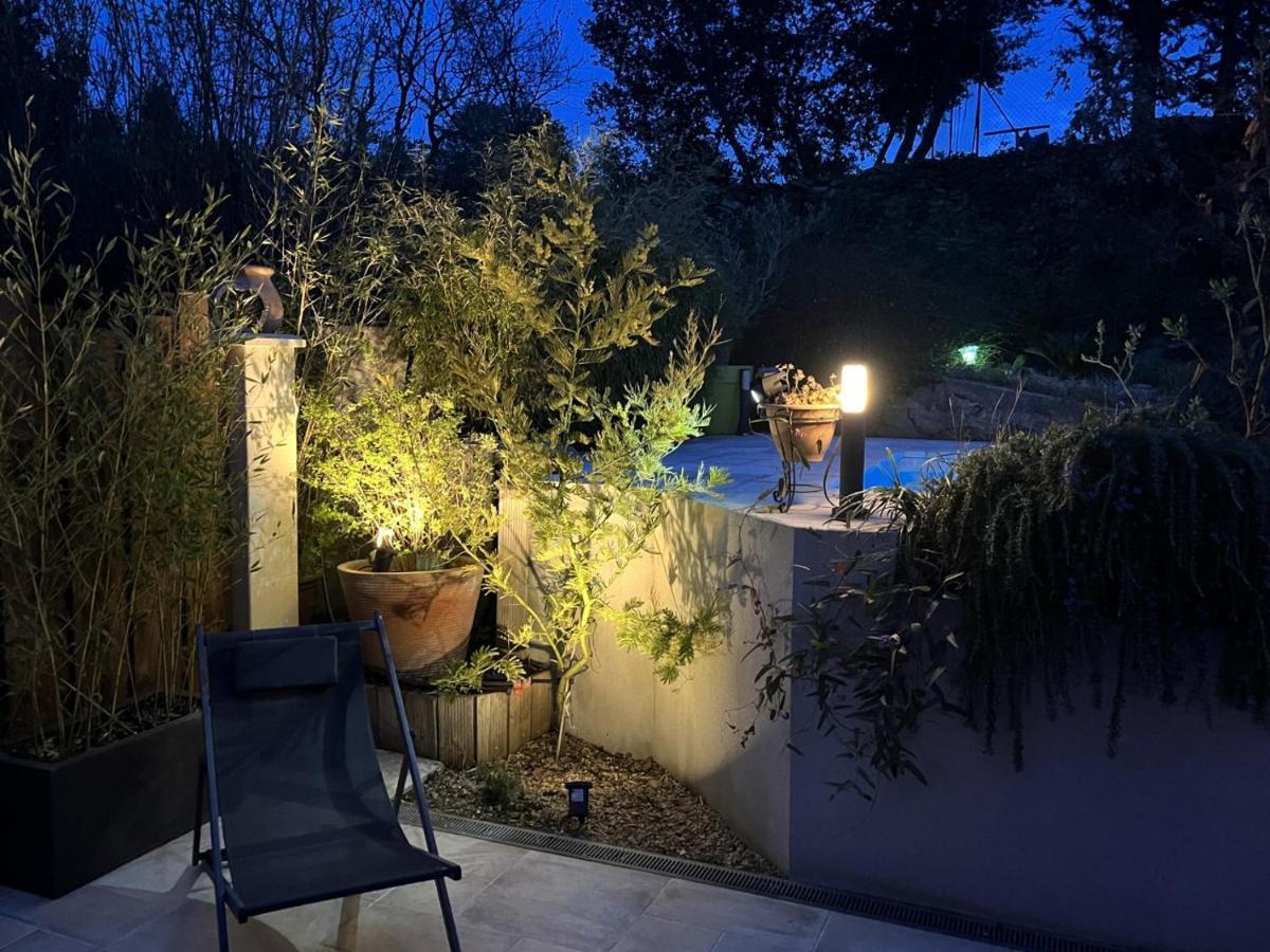 La Suite De Charme Du Mas De La Fontaine De Jonquier Avec Spa Privatif เซกูเรต์ ภายนอก รูปภาพ
