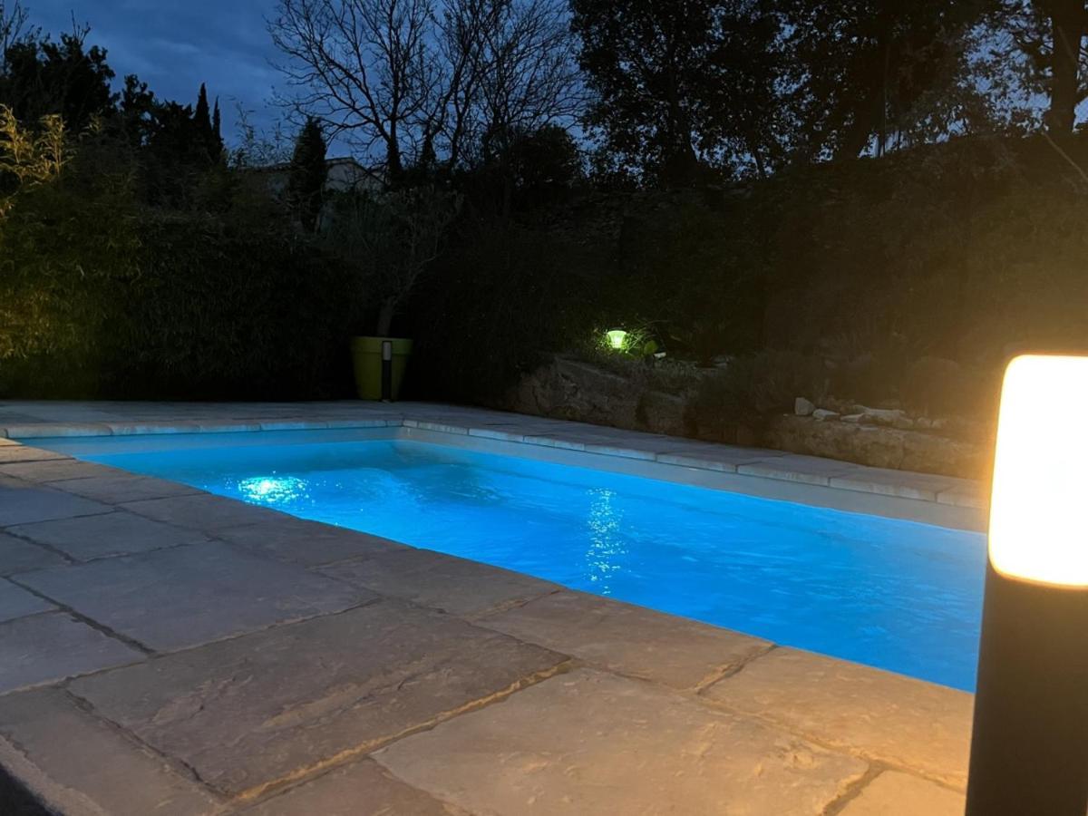 La Suite De Charme Du Mas De La Fontaine De Jonquier Avec Spa Privatif เซกูเรต์ ภายนอก รูปภาพ